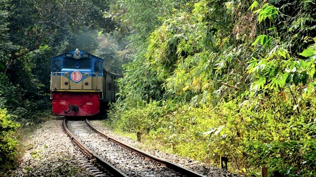 সিলেটের সঙ্গে সারাদেশের ট্রেন যোগাযোগ বন্ধ