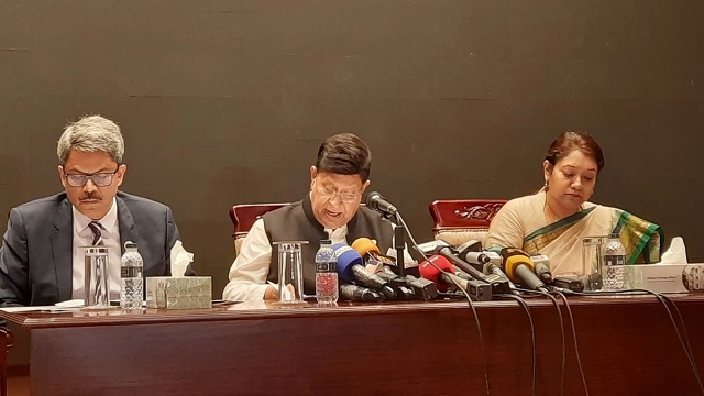 নির্বাচন নিয়ে প্রশ্ন করায় ক্ষোভ ঝাড়লেন পররাষ্ট্রমন্ত্রী