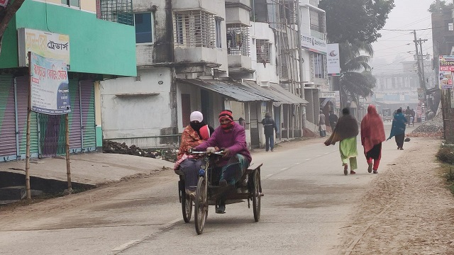 সাত দিন ধরে দেখা মিলছে না সূর্যের