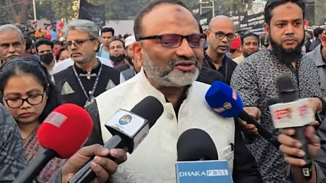 সর্বস্তরে বাংলা ভাষা চালু করতে আরও উদ্যোগ প্রয়োজন : ঢাবি উপাচার্য