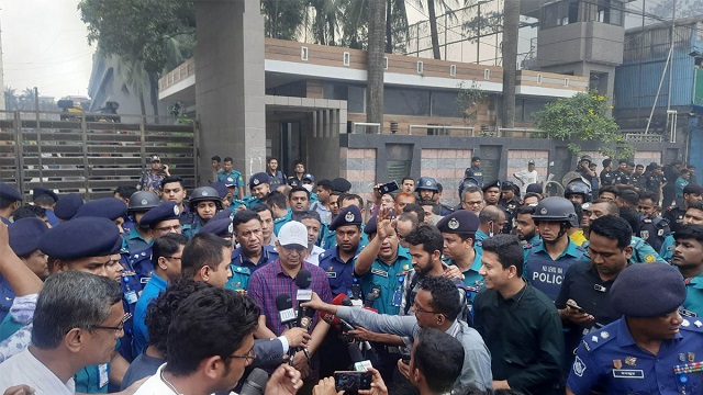 বঙ্গবাজারের আগুন নিয়ে যা বললেন আইজিপি