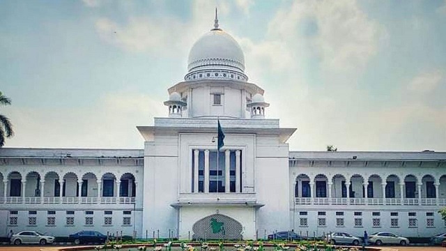 সপ্তম শ্রেণির বই থেকে ‘শরীফ ও শরীফা’র গল্প বাদ দিতে আইনি নোটিশ