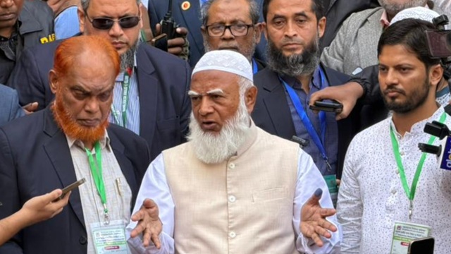 বিজয় দান করলে উচ্ছ্বাস নয়, সবাই সিজদায় পড়ব : জামায়াত আমির