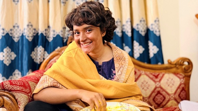 &lsquo;পাগলিটারে উদ্ধার কইরা ভাত খাইতে দিসি&rsquo;