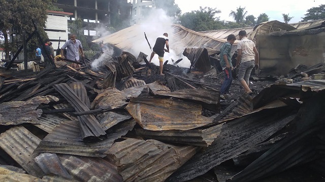 খাগড়াছড়িতে অগ্নিকাণ্ডে ২৪টি দোকান পুড়ে ছাই