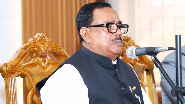 চালের দাম নিয়ে ব্যবসায়ীদের দুষছেন খাদ্যমন্ত্রী