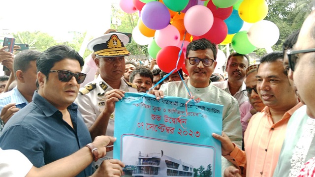 বাংলাদেশকে নিয়ে নতুন করে ষড়যন্ত্র চলছে : নৌপ্রতিমন্ত্রী