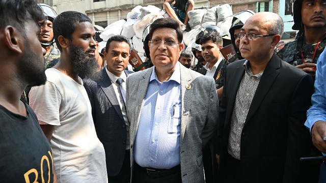 বঙ্গবাজার প‌রিদর্শ‌নে পররাষ্ট্রমন্ত্রী