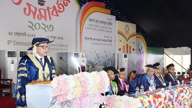 শিক্ষক-শিক্ষার্থীদের লেজুড়বৃত্তির ঊর্ধ্বে রাজনীতি করার আহ্বান রাষ্ট্রপতির