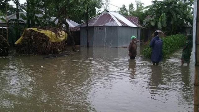 তিস্তায় পানি বেড়ে ফের বিপৎসীমার ওপরে