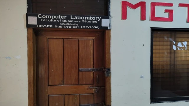 তালা ঝুলছে ৭৫ লাখ টাকার ল্যাবে, ব্যবহারবঞ্চিত দেড় হাজারের বেশি শিক্ষার্থী