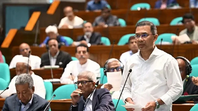 কৃষিকে লাভজনক খাতে রূপান্তরে কৃষক কার্ডসহ সরকারের বহুমুখী পরিকল্পনা